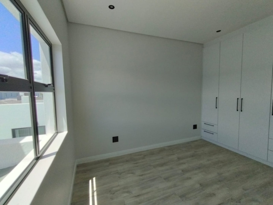 4 Bedroom Property for Sale in Sandown Western Cape